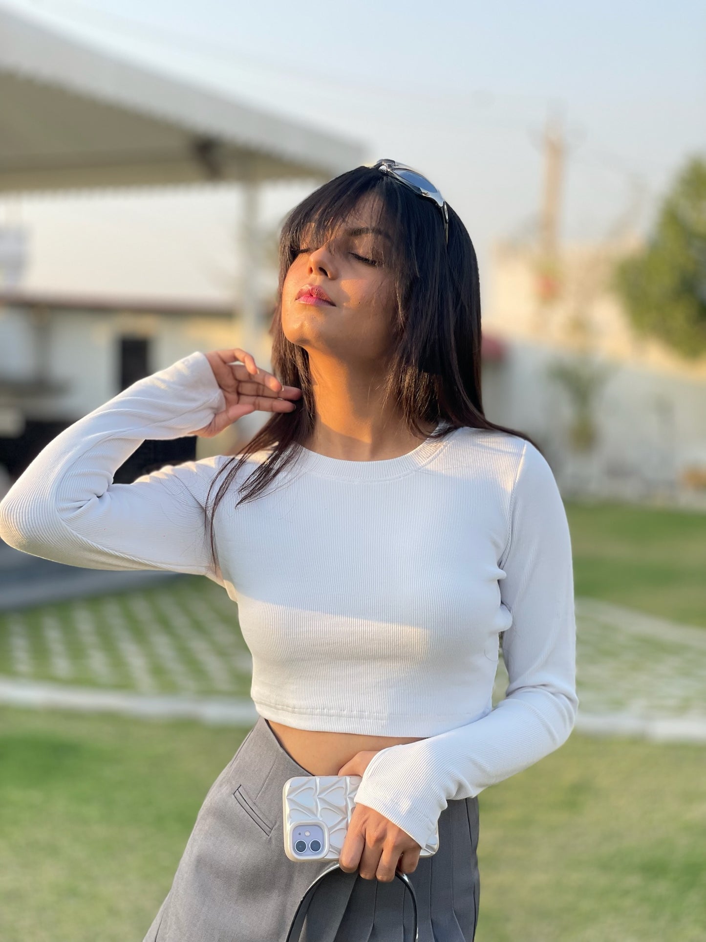 Ribbed round neck cotton crop tee (with thumholes, white color)