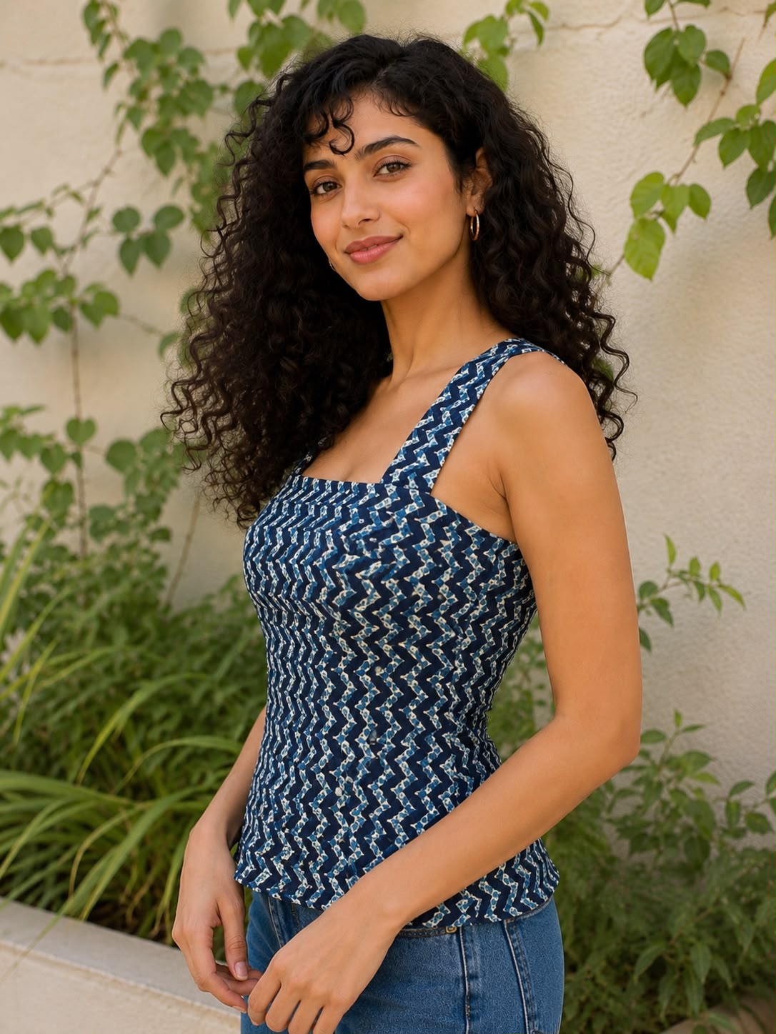 MAAHI SLEEVELESS TIE BACK TOP