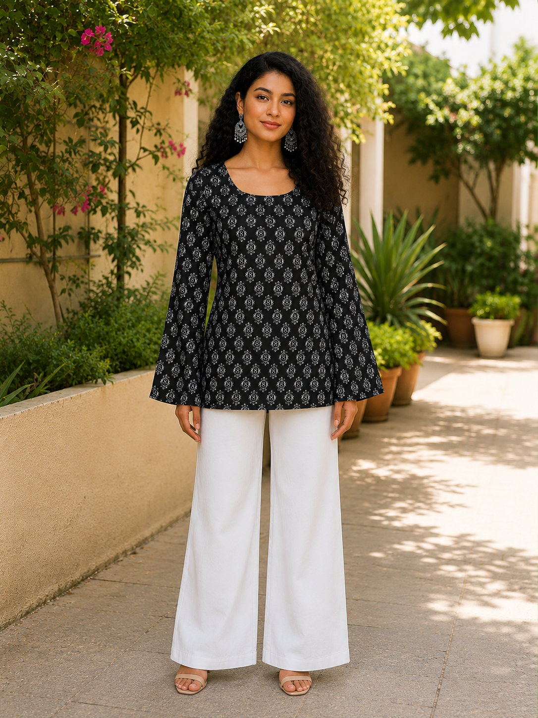 MEERA Bell-Sleeve Short Kurti